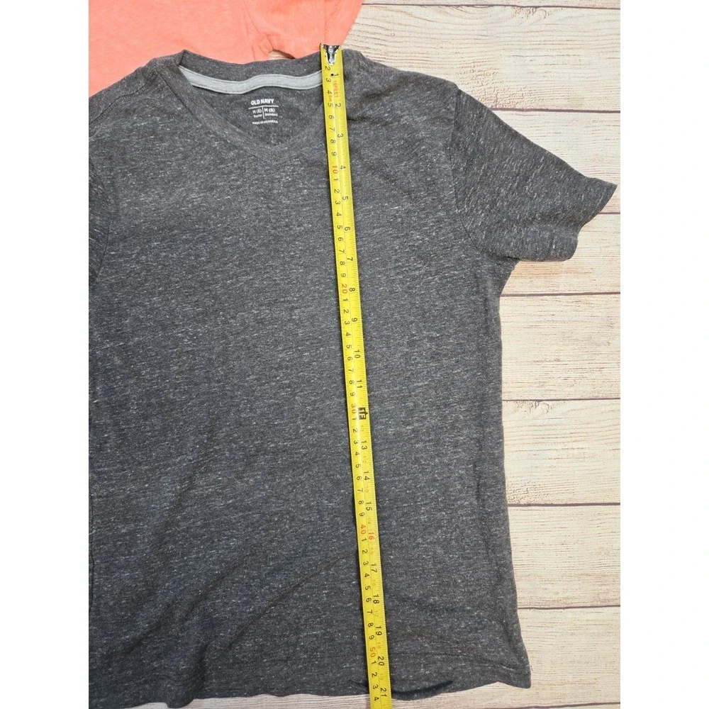 LOT of 2 Old Navy Boys V-Neck T-Shirts Size Medium (8) - Short Sleeve Cotton